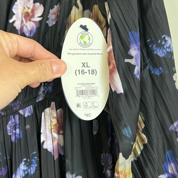 NWT Scoop Women's Plus V Neck Plissé Floral Midi Dress Sz XL - Picture 6 of 12